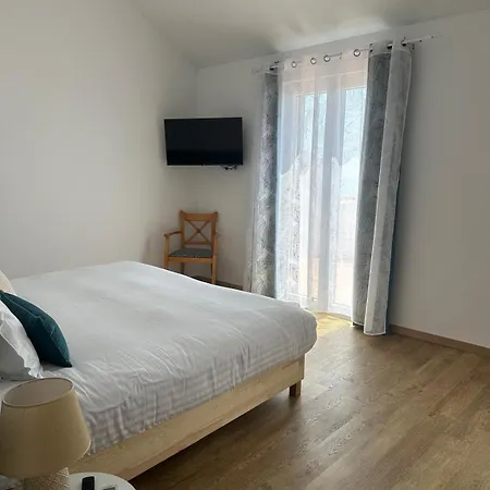 Majesty Charming 3* Horta (Azores)