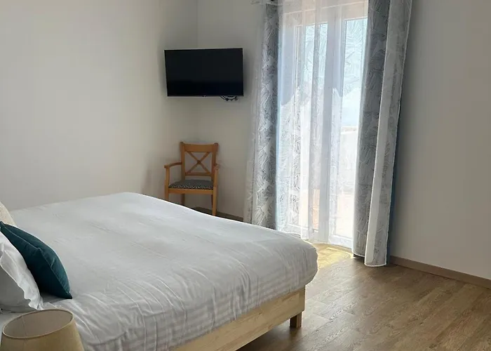 Majesty Charming 3* Horta (Azores)