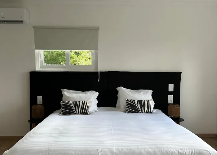 Majesty Charming 3* Horta (Azores)